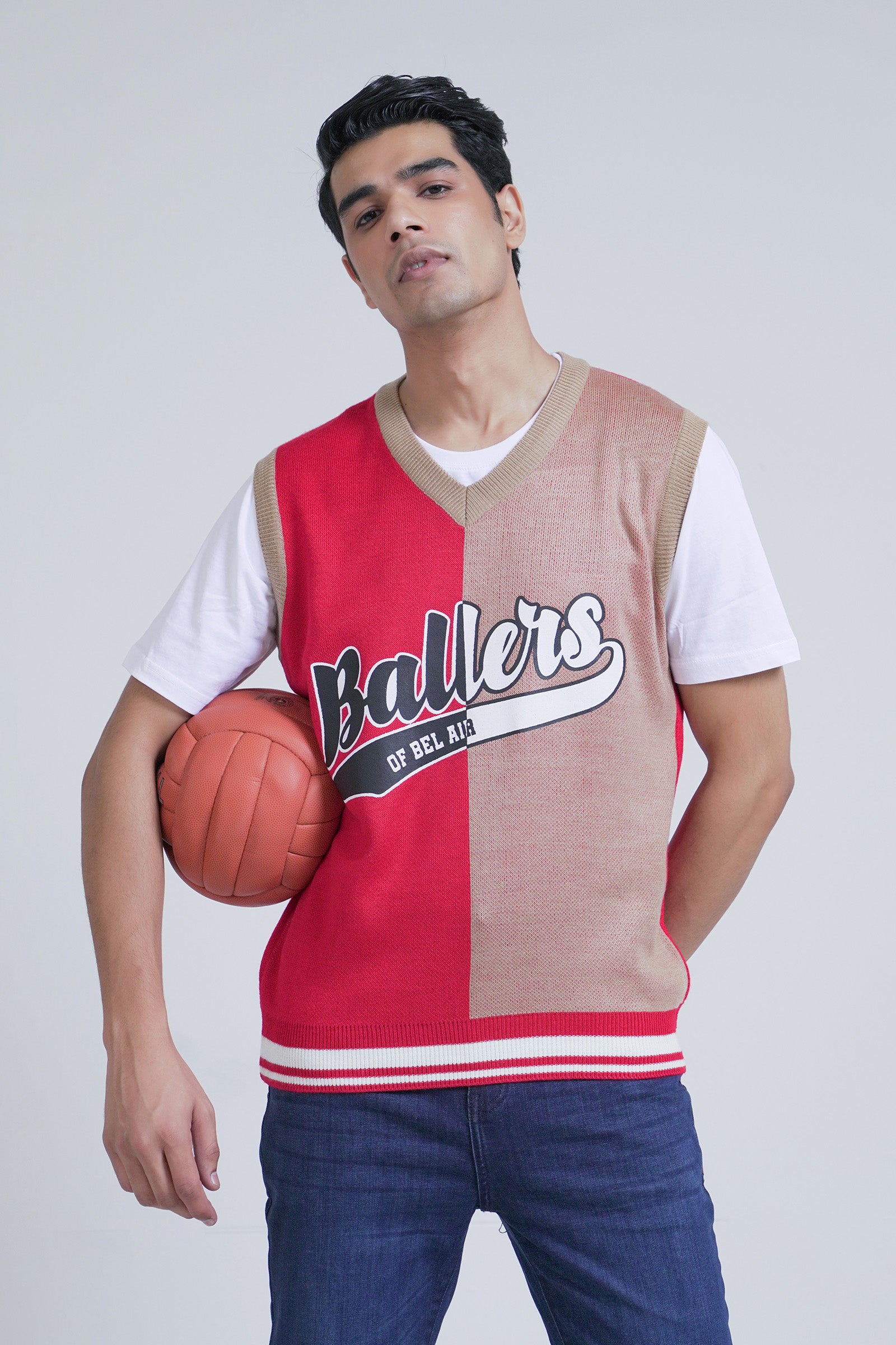 Sleeveless Sweater Beyond East Official