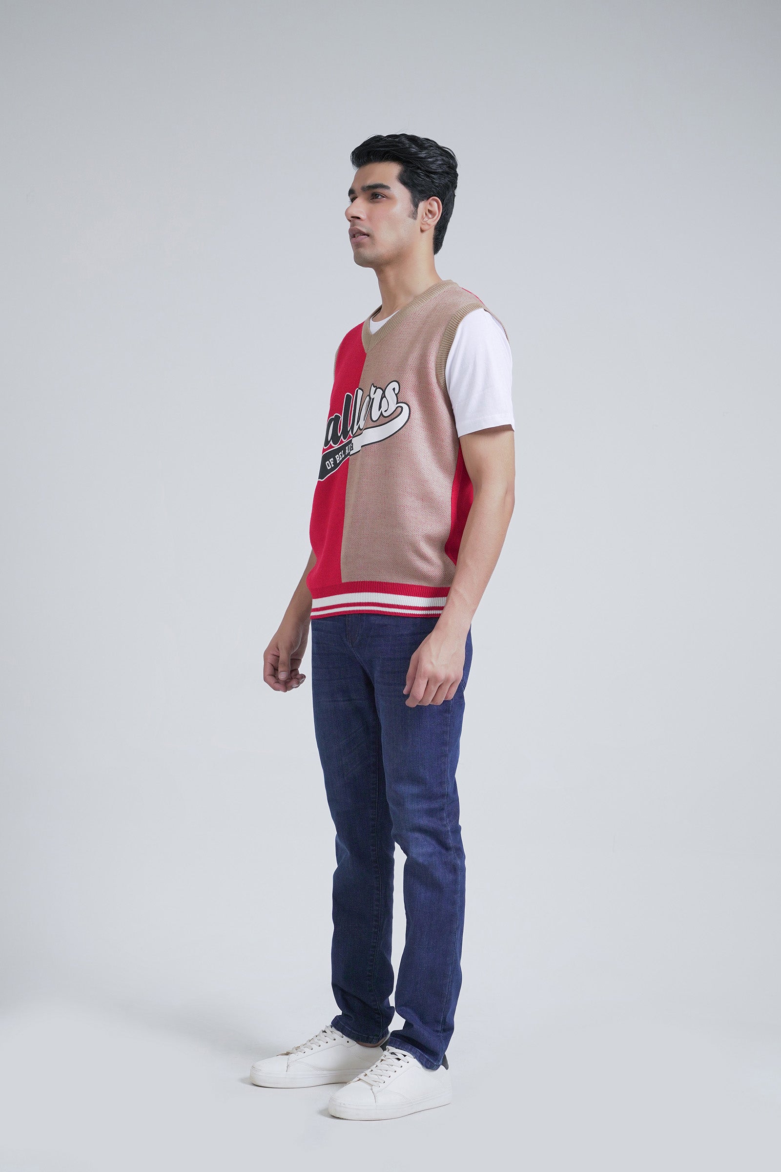 Sleeveless Sweater Beyond East Official
