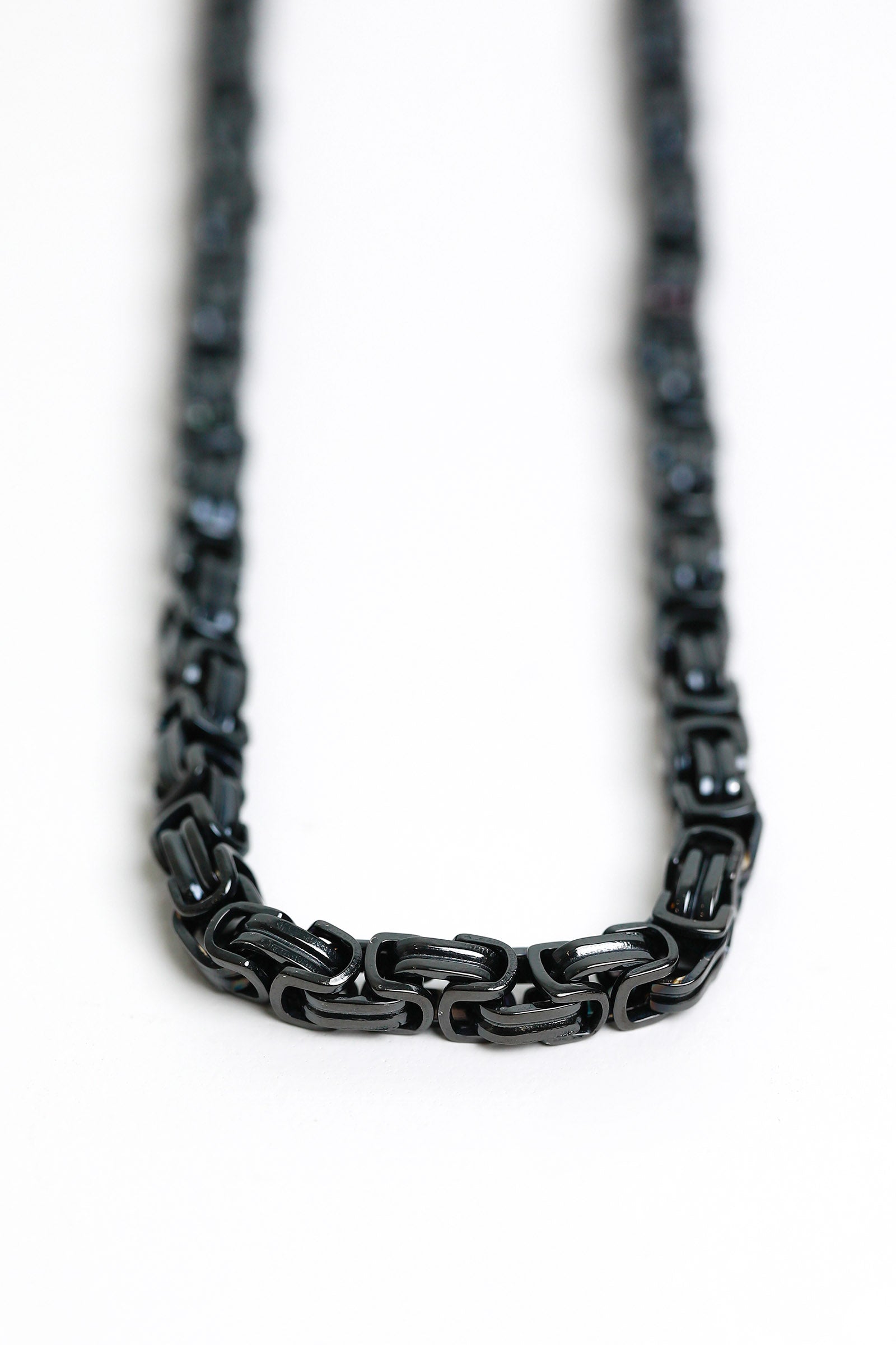 Necklace Beyond East Official