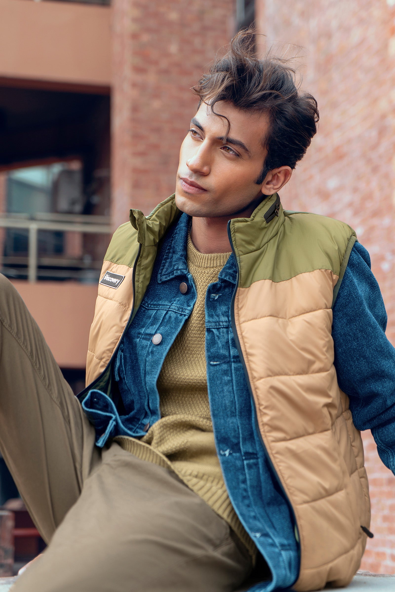 Puffer Gilet Beyond East Official