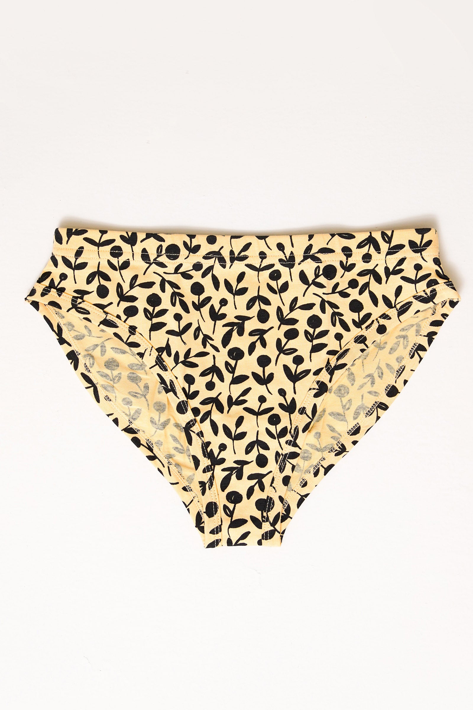 Pack of Briefs Beyond East Official