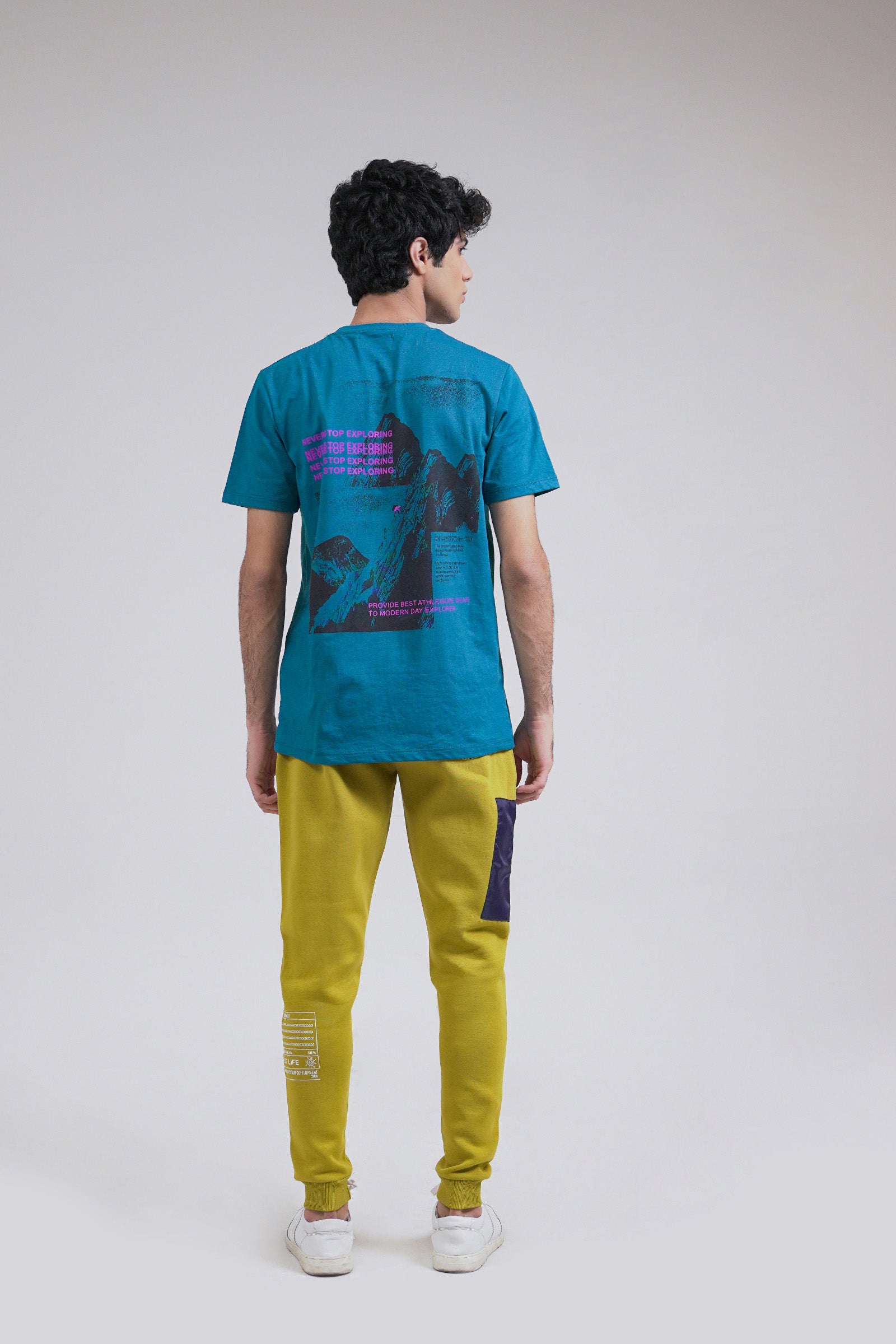 Graphic T-shirt Beyond East Official