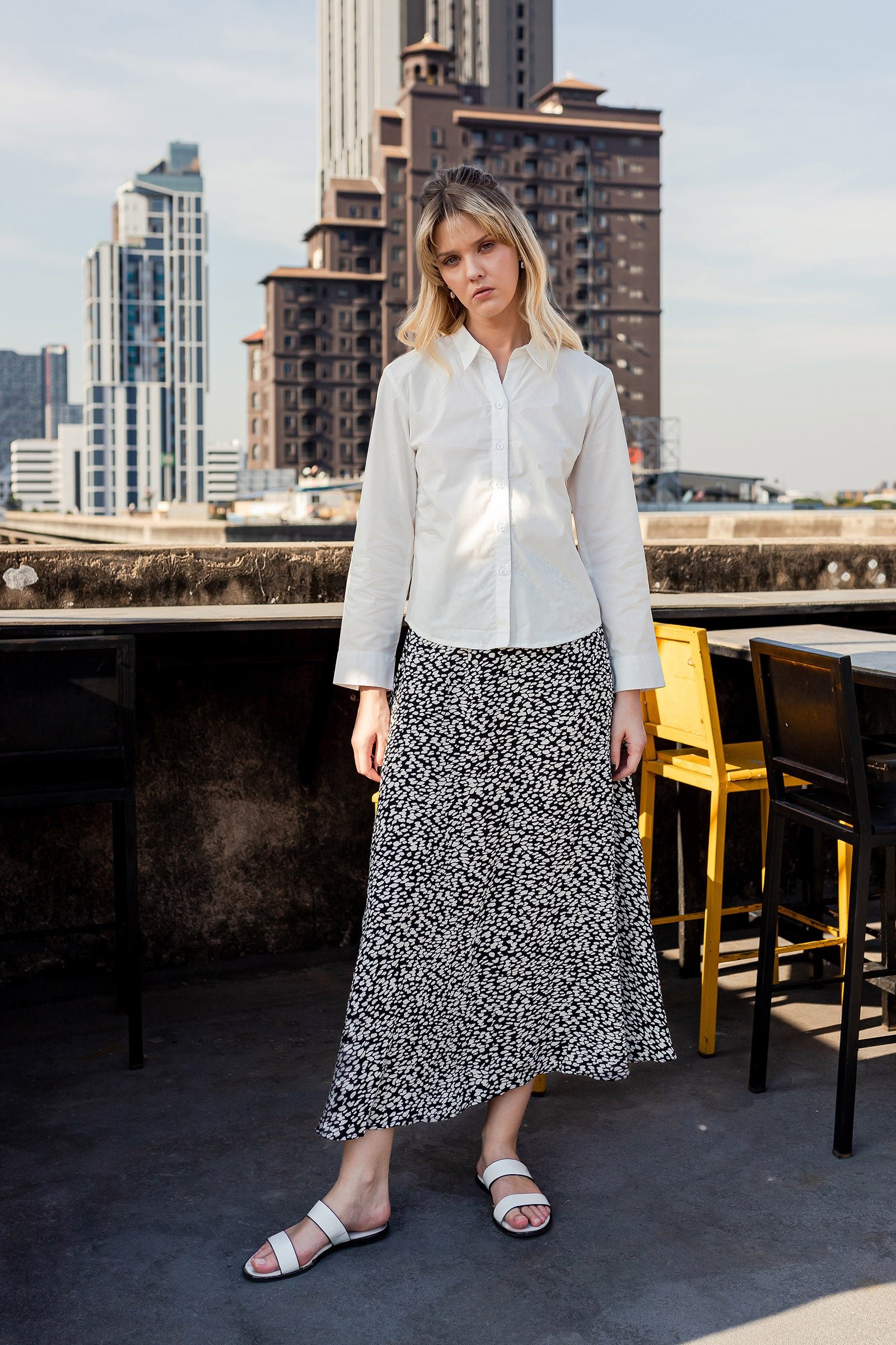 Button-up Shirt Beyond East Official