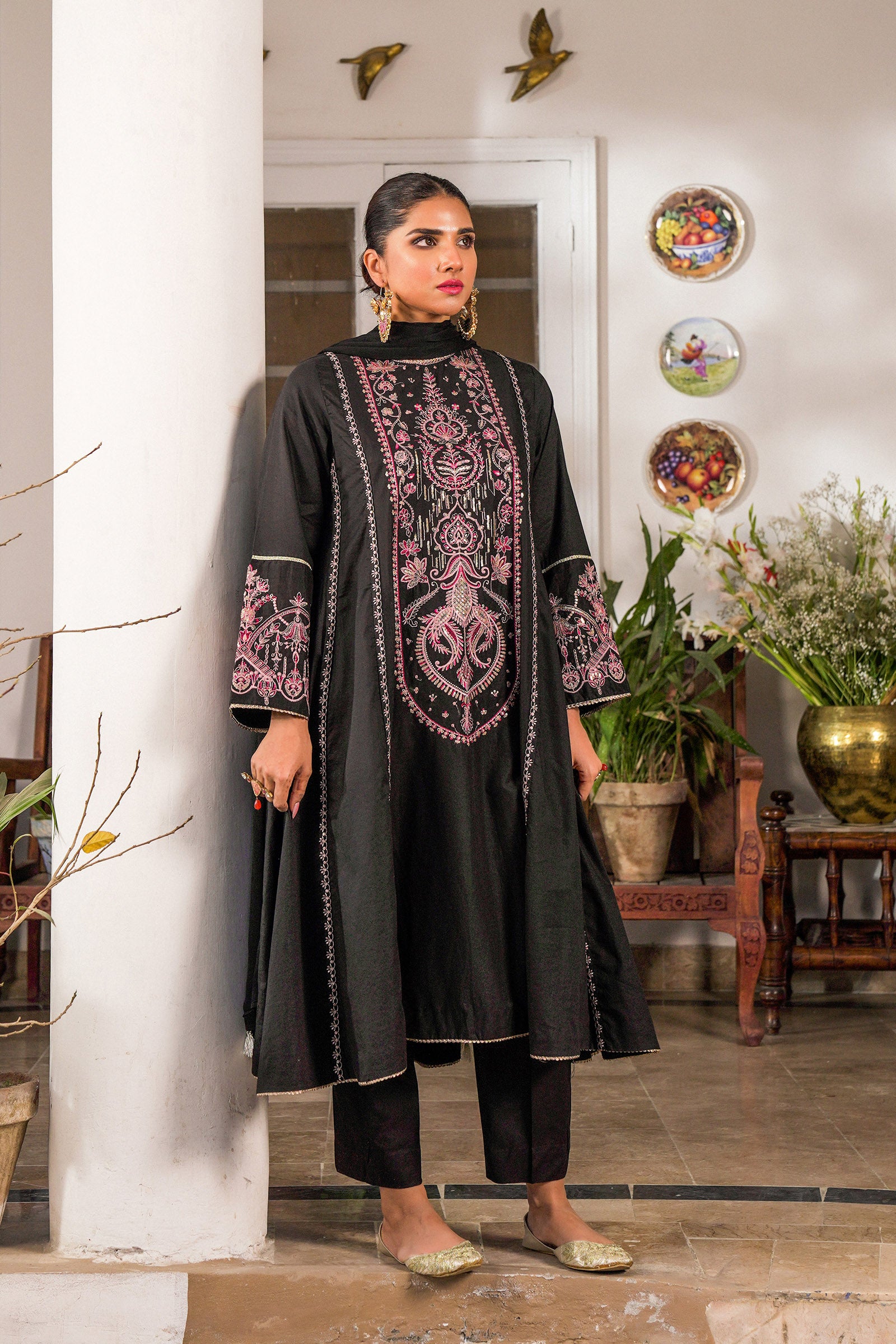 ZOONA (3PC) Beyond East Official