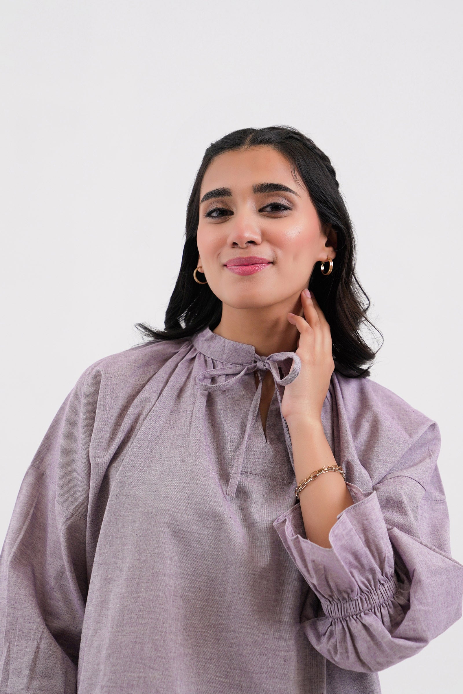 Loose Fit Top Beyond East Official