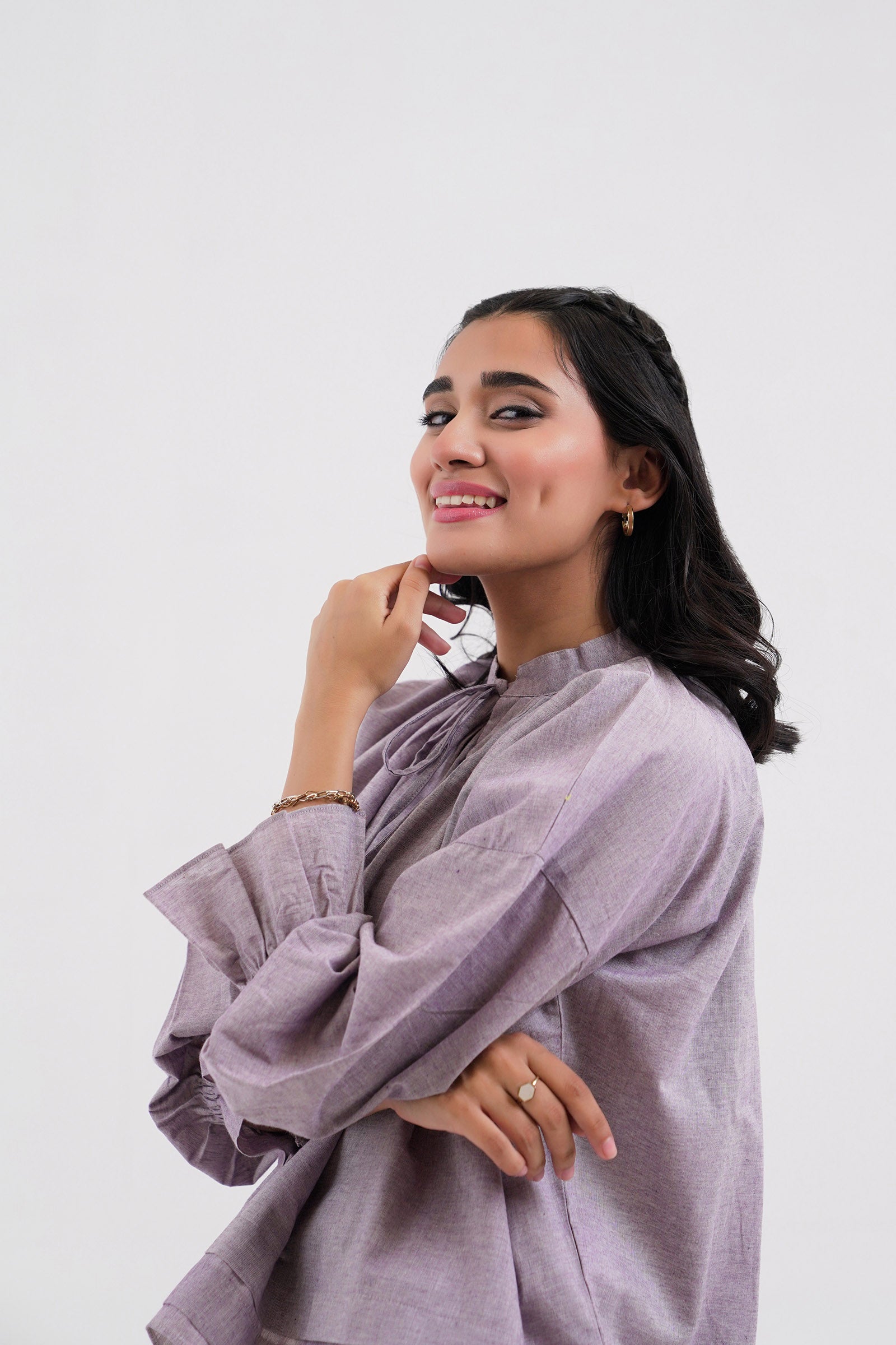 Loose Fit Top Beyond East Official