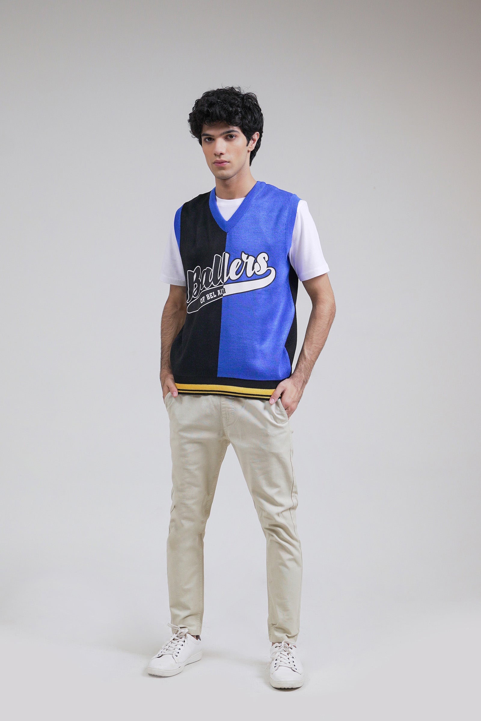 Sleeveless Sweater Beyond East Official